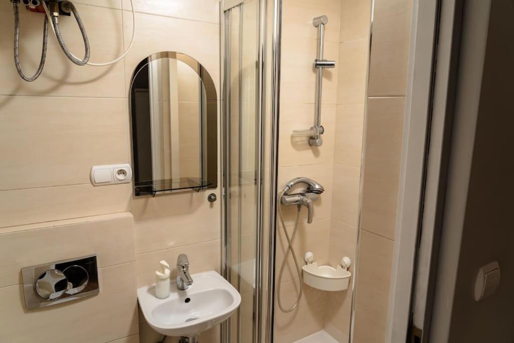 Asnyka Old Town Apartment Красков Екстериор снимка